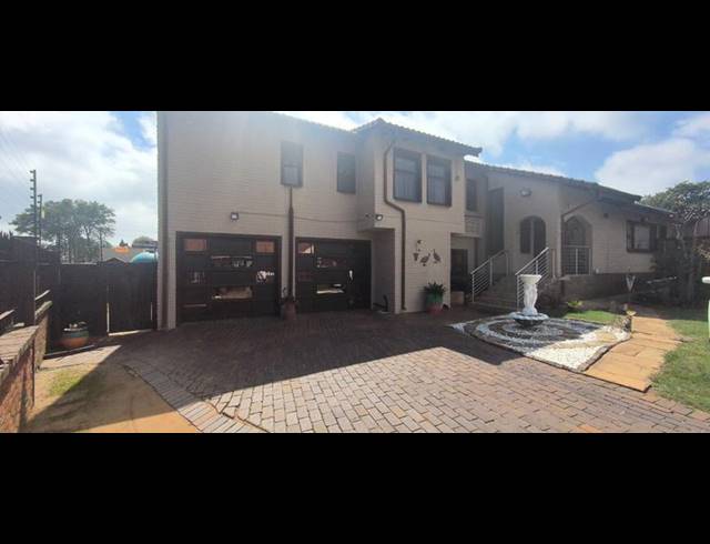 4 BEDROOM HOUSE FOR SALE IN HORISON PARK